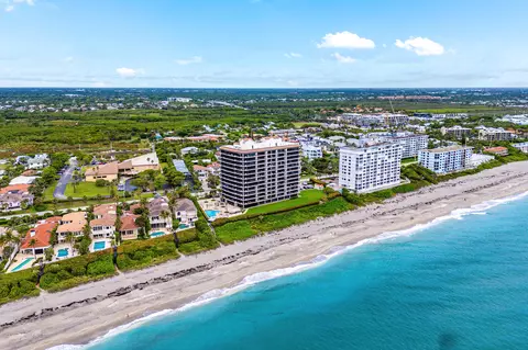 800 Ocean Dr #204, Juno Beach, FL 33408