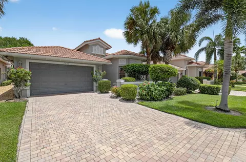 7030 Boscanni Dr, Boynton Beach, FL 33437