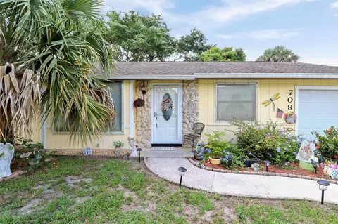 708 SE Karrigan Ter, Port Saint Lucie, FL 34983