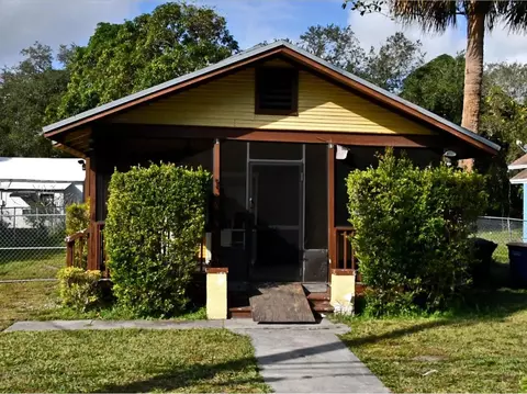 119 S 13th Street St, Fort Pierce, FL 34950