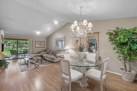 10101 Mangrove 204 Dr #204, Boynton Beach, FL 33437