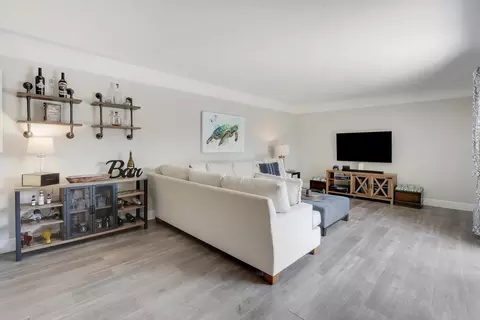 3900 County Line Rd #4C, Tequesta, FL 33469
