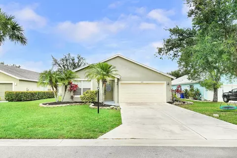 2867 SW Mustang Ter, Stuart, FL 34997