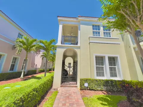 8300 NW 9th Ave, Boca Raton, FL 33487