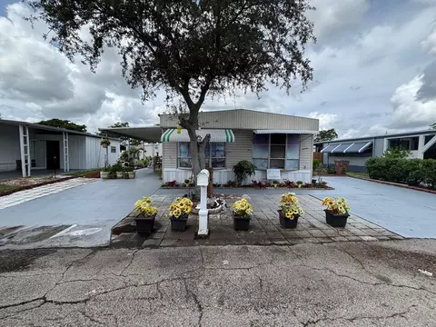 4911 NW 1st Way, Pompano Beach, FL 33064