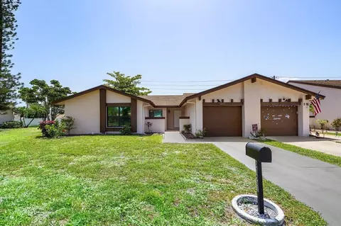 6127 Elsinore Cir, Greenacres, FL 33463