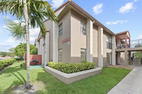 3209 Coral Ridge Dr, Coral Springs, FL 33065