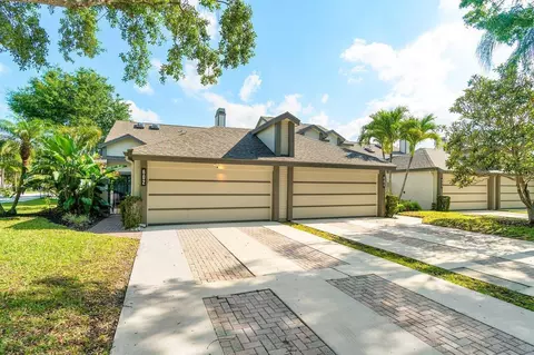 602 Landings Blvd, Greenacres, FL 33413
