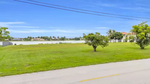 14991 SW 20 St, Davie, FL 33326