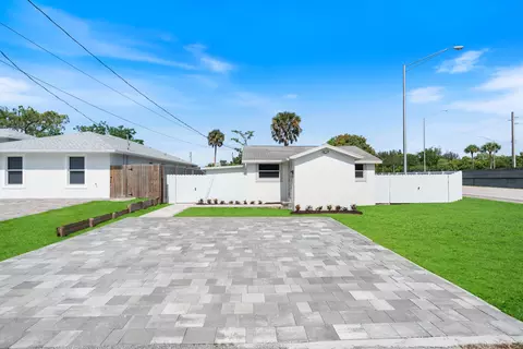 88 3rd, West Palm Beach, FL 33413