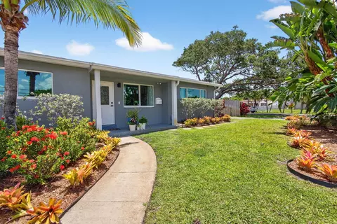 2476 S Florida Mango Rd, West Palm Beach, FL 33406