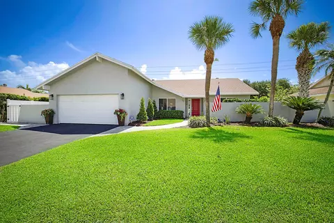415 SW 27th Ave, Delray Beach, FL 33445