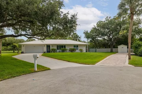 310 28th SW, Vero Beach, FL 32968