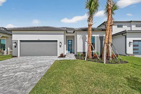9195 Cape Honey Bee Ln #PRESTIGE 19, Lake Worth, FL 33467
