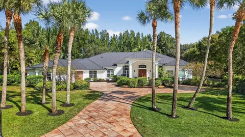 16164 Bridlewood Cir, Delray Beach, FL 33445