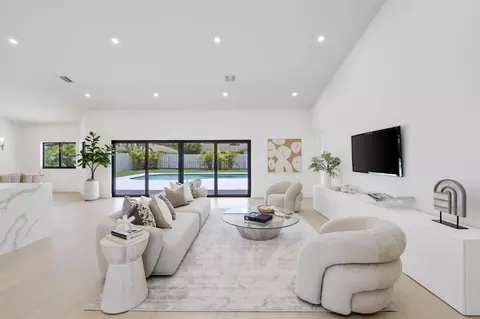 3099 NW 25th Way, Boca Raton, FL 33434