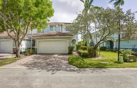 2218 Oakmont Dr, Riviera Beach, FL 33404