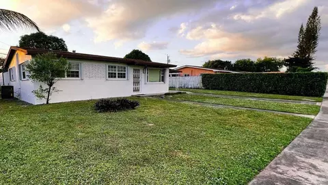 18712 NW 42nd Ct, Miami Gardens, FL 33055
