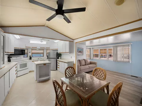 556 Nettles, Jensen Beach, FL 34957