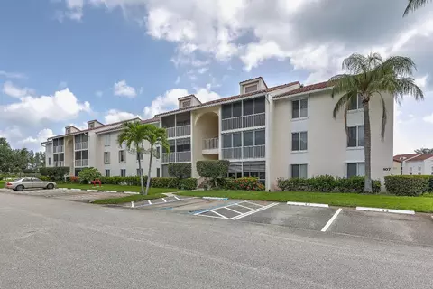 4452 NE Ocean Blvd #C2, Jensen Beach, FL 34957