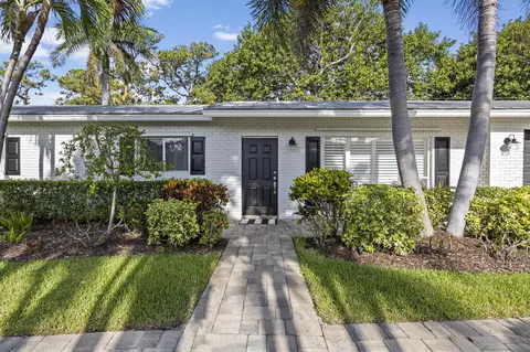 2639 SW 8th St, Boynton Beach, FL 33435