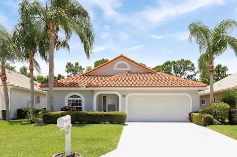 4393 SE Scotland Cay Way, Stuart, FL 34997