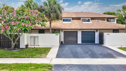 368 SW 29th Ave, Delray Beach, FL 33445