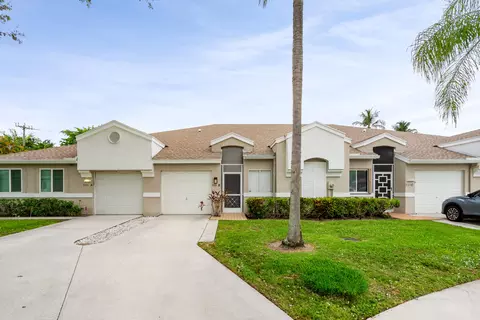 9165 Vineland Ct #B, Boca Raton, FL 33496