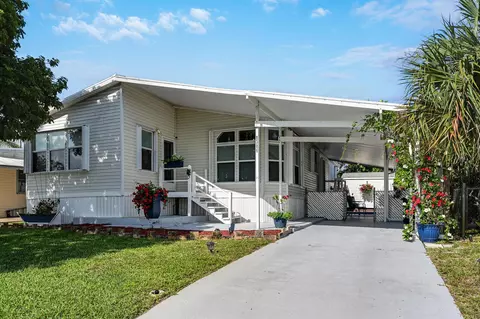8386 SE Wren Ave, Hobe Sound, FL 33455