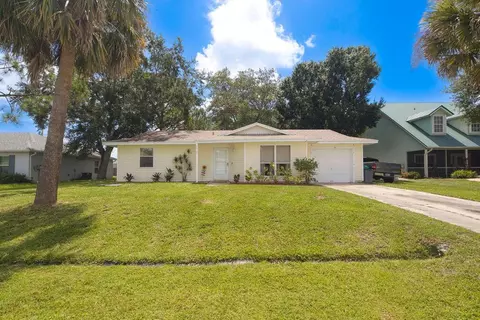 1967 SW Ember St, Port Saint Lucie, FL 34953