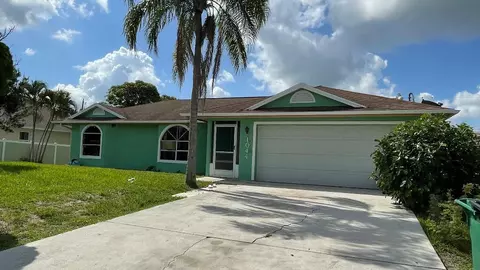 1044 SW Canary Ter, Port Saint Lucie, FL 34953