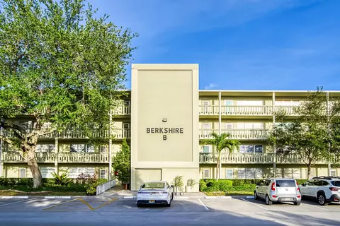 2040 Berkshire B #2040, Deerfield Beach, FL 33442