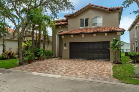 1026 Center Stone Ln, Riviera Beach, FL 33404