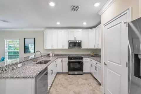 805 Barber St, Sebastian, FL 32958