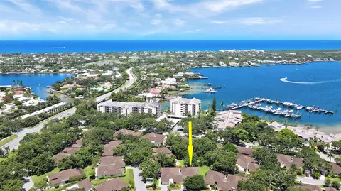 11337 Briarwood Pl, North Palm Beach, FL 33408