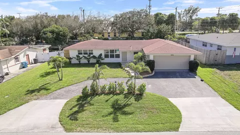 334 SW 14 Th Ave, Boynton Beach, FL 33435