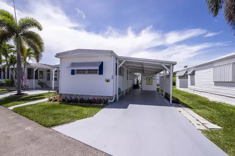 3500 S Kanner Hwy #39, Stuart, FL 34994