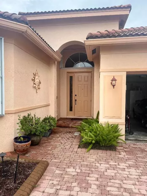 649 Stanford, Port Saint Lucie, FL 34983