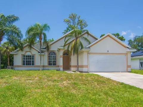 751 SE Majestic Ter, Port Saint Lucie, FL 34983