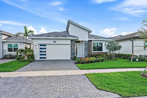 13129 SW Shinnecock, Port Saint Lucie, FL 34987