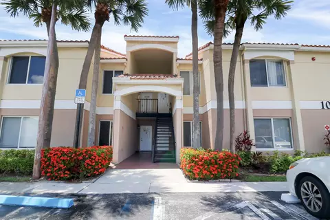 815 W Boynton Bch #10-202, Boynton Beach, FL 33426