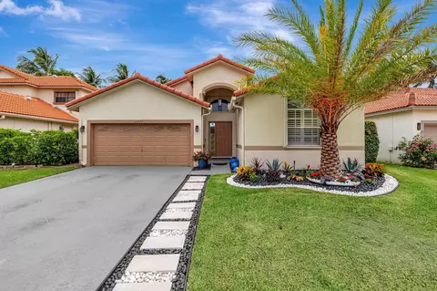 12370 Boneventure Dr, Boynton Beach, FL 33437
