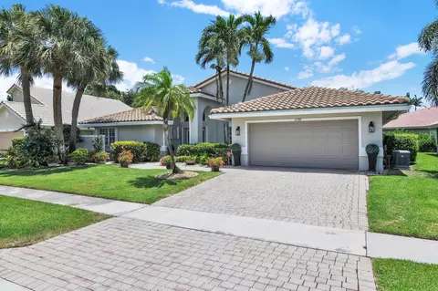 12388 Lakeridge Falls Dr, Boynton Beach, FL 33437