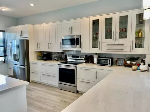 4421 NW 41st Pl, Coconut Creek, FL 33073