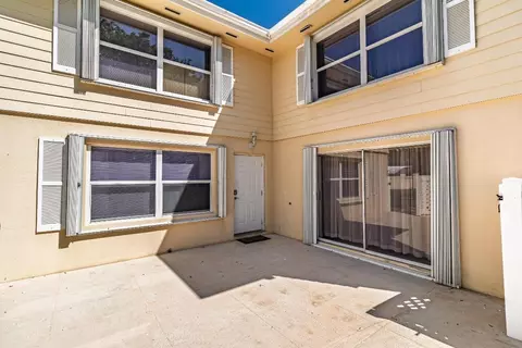 8129 Sedgewick #29-A, Lake Clarke Shores, FL 33406