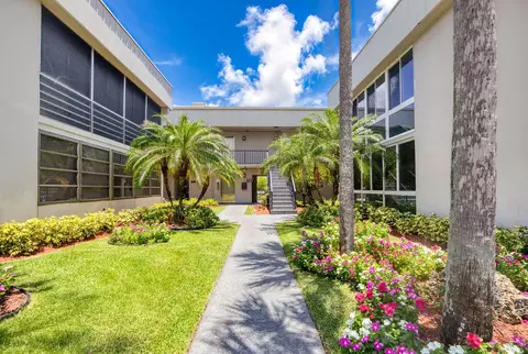 157 Capri D, Delray Beach, FL 33484