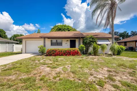 325 SE Bayview Ter, Port Saint Lucie, FL 34983