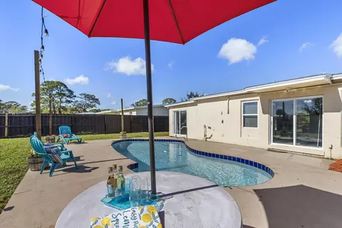 150 Princess Dr, Port Saint Lucie, FL 34952
