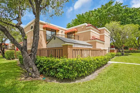 8291 Thames Blvd #C, Boca Raton, FL 33433