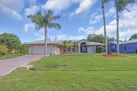 2774 SE Howell, Port Saint Lucie, FL 34952